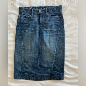 Cute jean skirt very well made